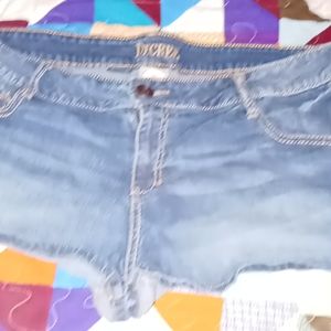 Short shorts